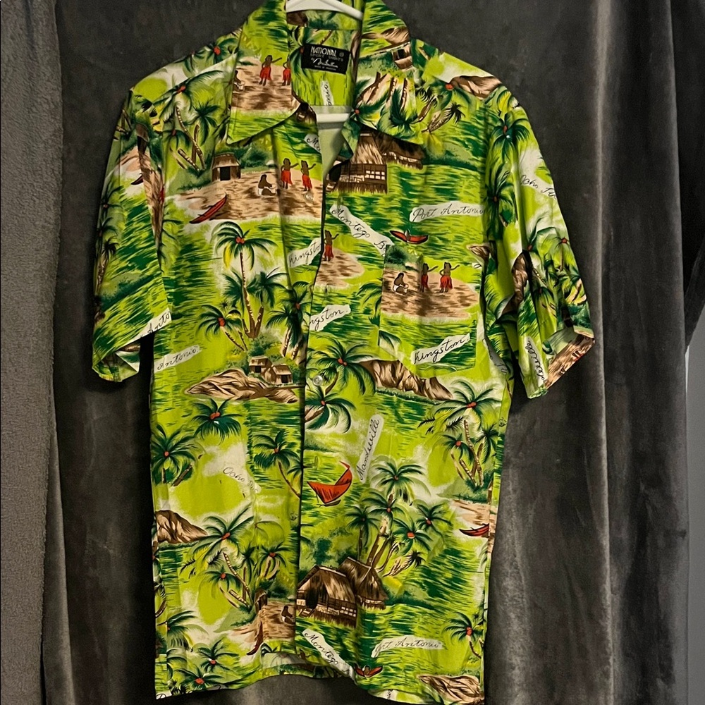 Island Vibes Green Hawaiian Shirt